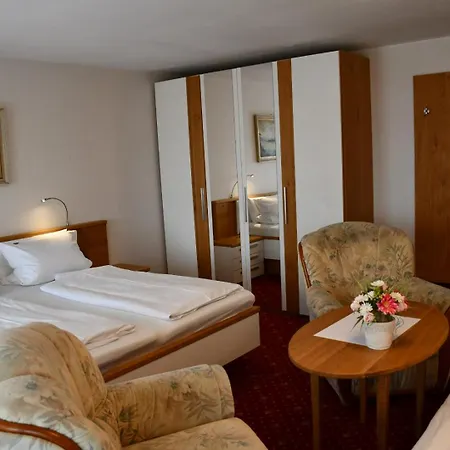 Guest house Seeblick 4*